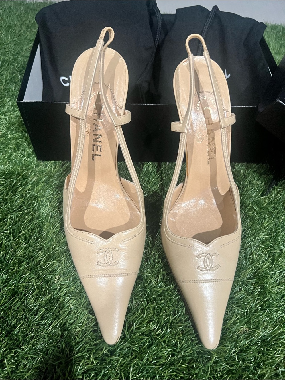 CHANEL Nude Beige Pointed-Toe Slingback Leather Heels